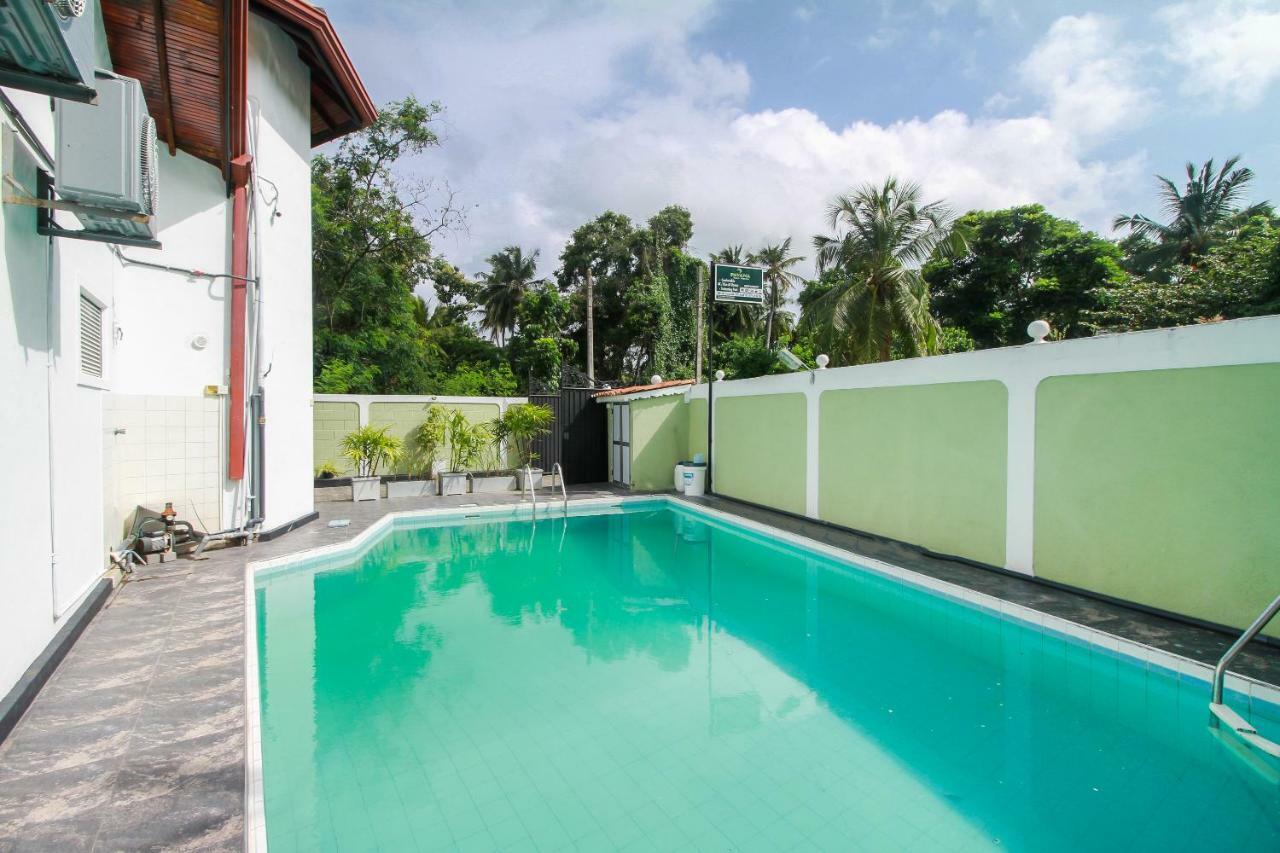 נגומבו Oyo 270 Pavana Resort מראה חיצוני תמונה