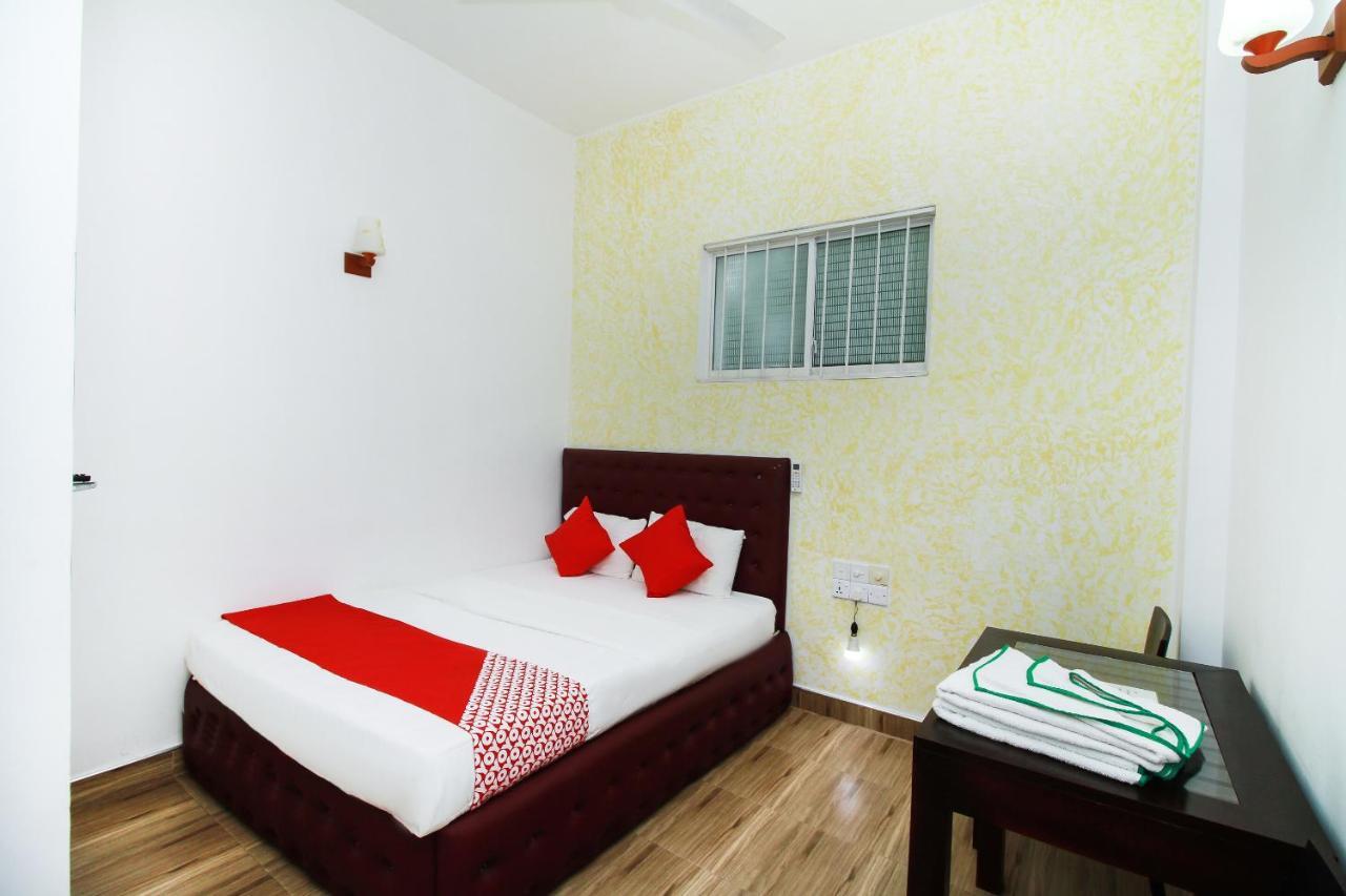 נגומבו Oyo 270 Pavana Resort חדר תמונה